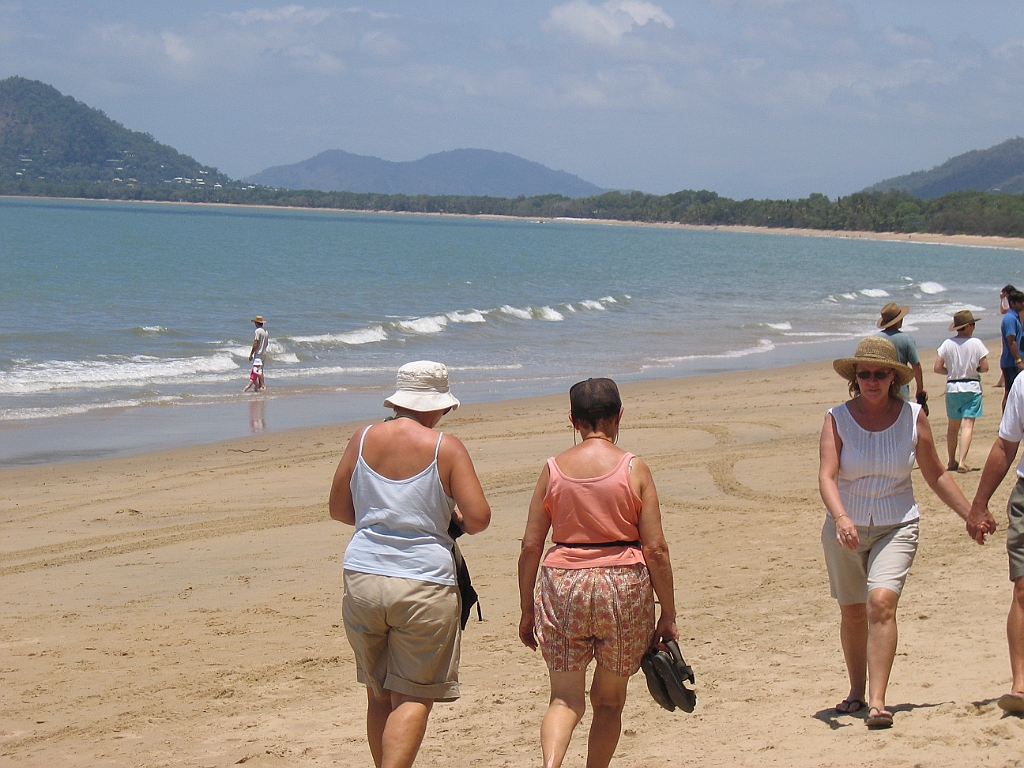 CairnsTC077 Palm Cove.jpg